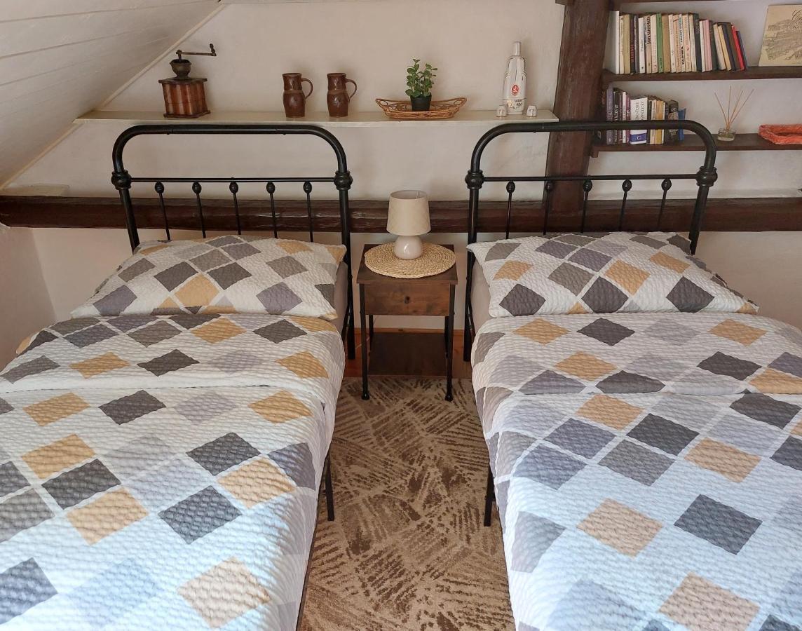 Guesthouse "Malena" Karlovy Vary Kültér fotó