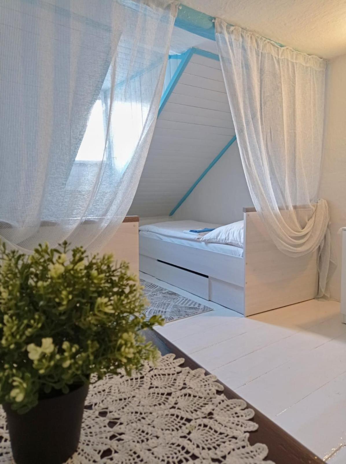 Guesthouse "Malena" Karlovy Vary Kültér fotó